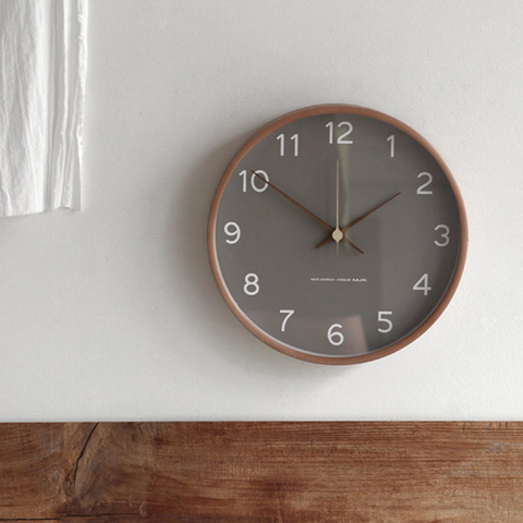 Magnolia Nordic Solid Wood Wall Clock