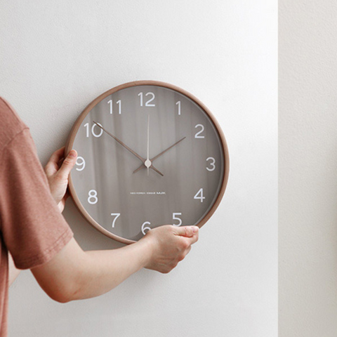Magnolia Nordic Solid Wood Wall Clock
