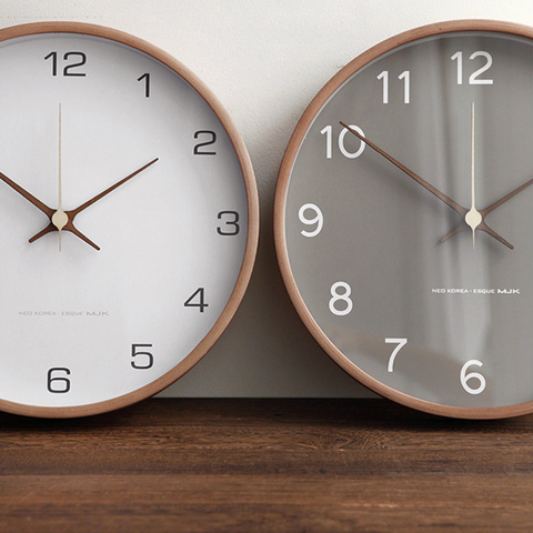 Magnolia Nordic Solid Wood Wall Clock