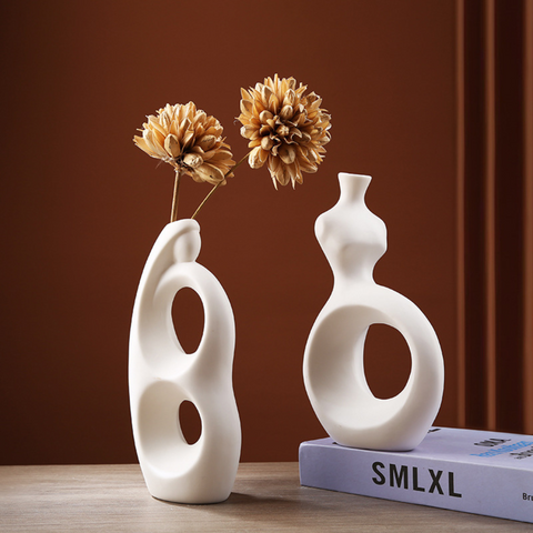 Venturo White Vase Pampas Grass