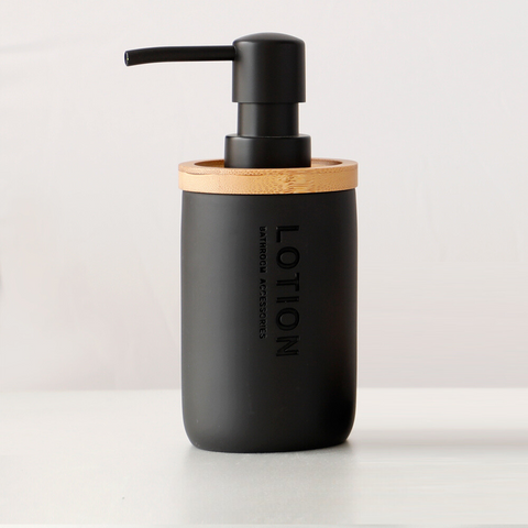 Splendora Wood & Black Bathroom Accessories