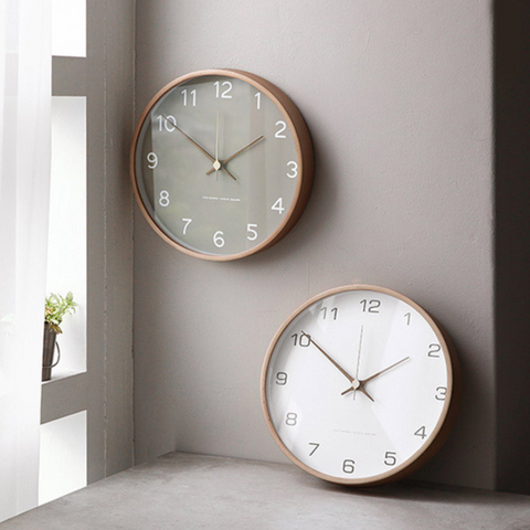Magnolia Nordic Solid Wood Wall Clock