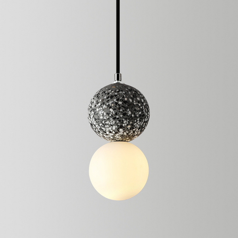 Magnifica Modern Glass Stone Pendant Light