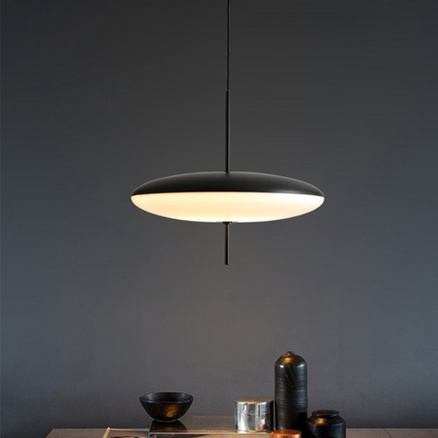 Luminaire B&W UFO Chandelier