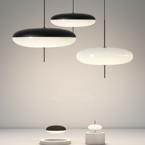 Luminaire B&W UFO Chandelier